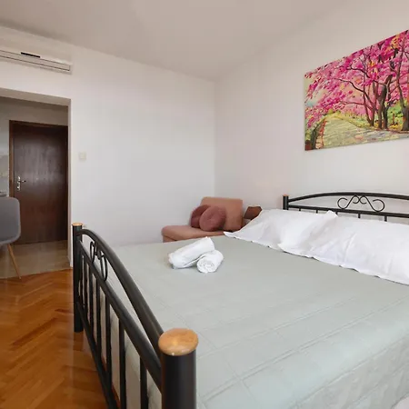 Appartement Niki *
